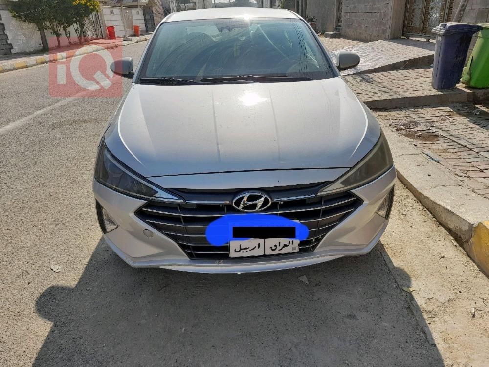 هیوندای ئەلەنترا